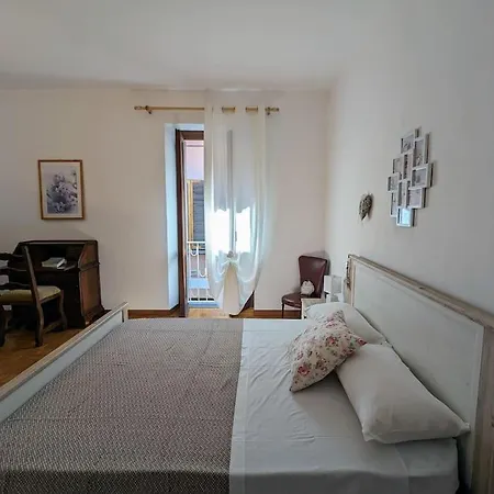 La Casa Sul * Angera